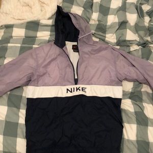 nike windbreaker